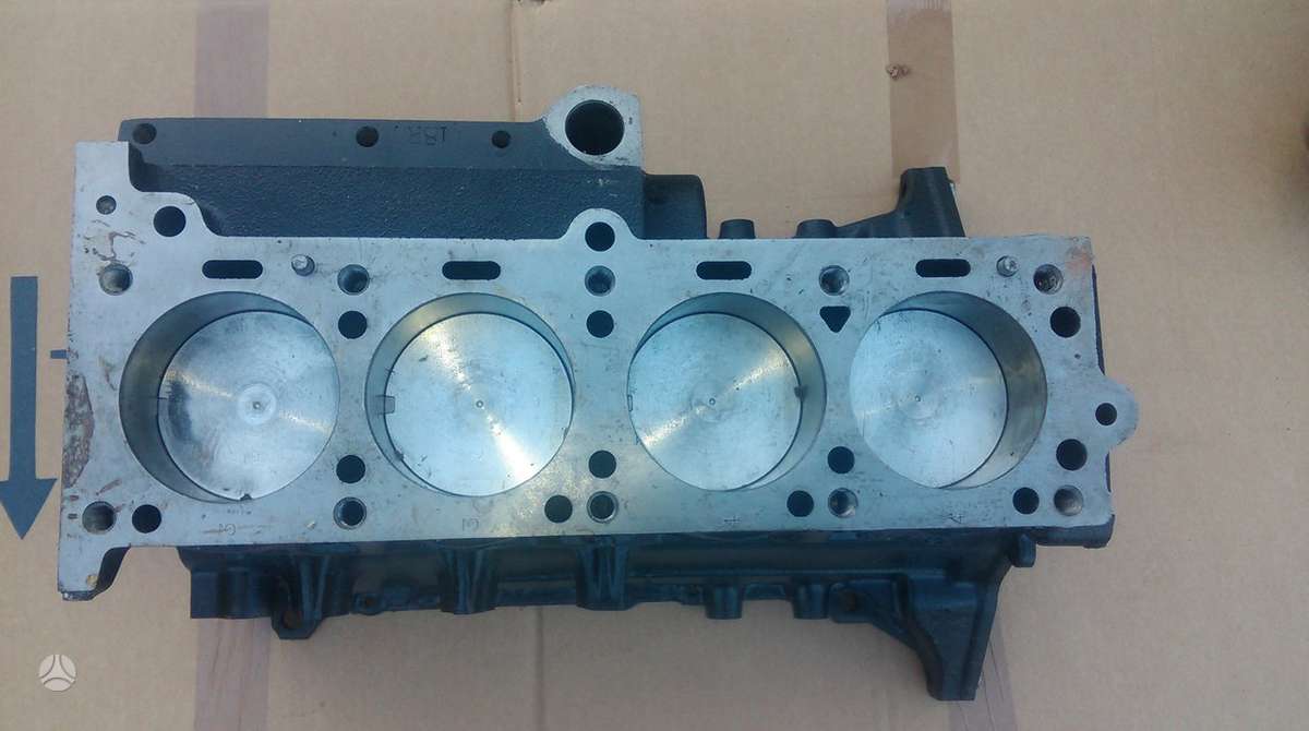 Toyota Hilux, 18R, crankshaft, pistons, engine block