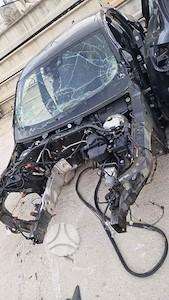 BMW X4 Dalimis dokumentai raktai