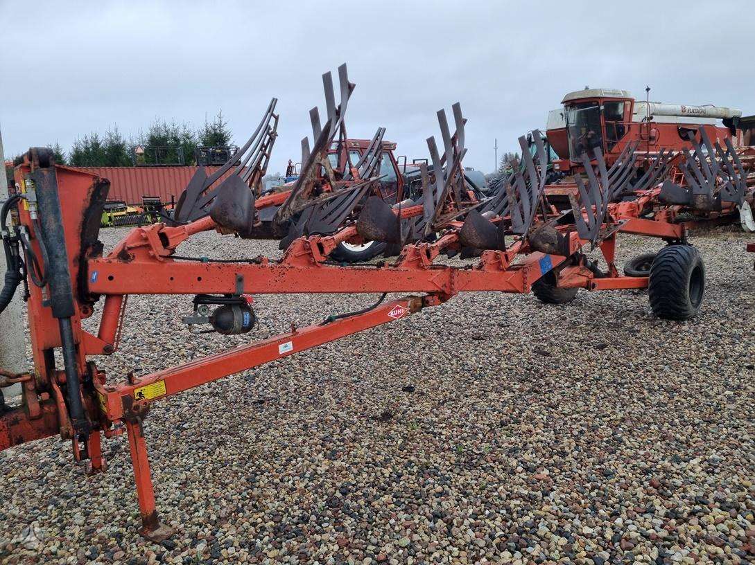 Kuhn Manager, plūgai