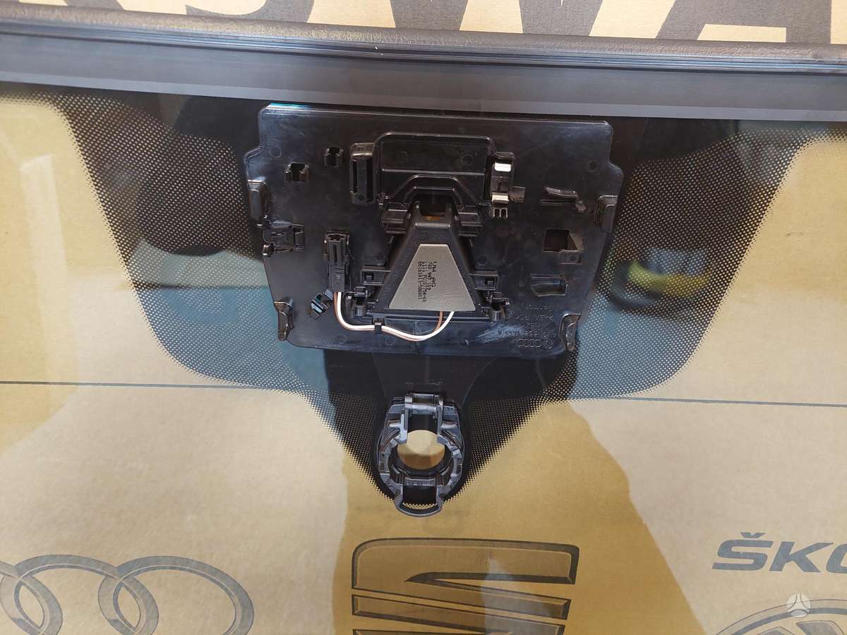 Audi Q7, Nauji originalus stiklai, windows