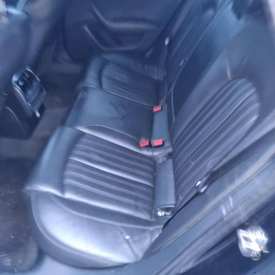 Audi A6 Pilna sline