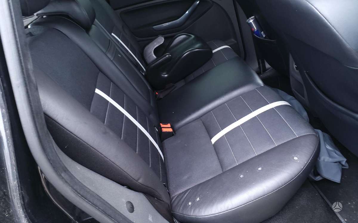 Ford Kuga dalimis. 6begiu