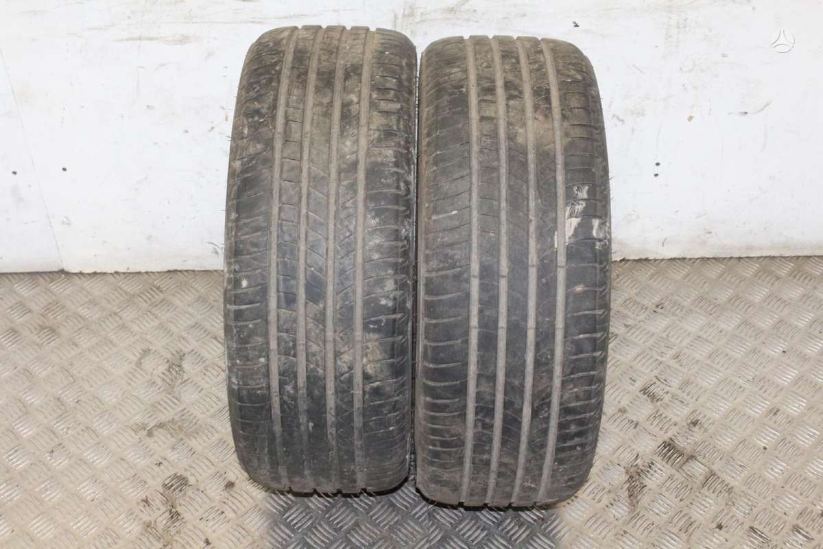 -Kita-, vasarinės 215/45 R17