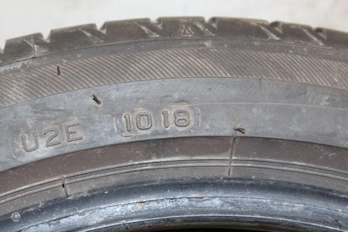 -Kita-, vasarinės 215/45 R17