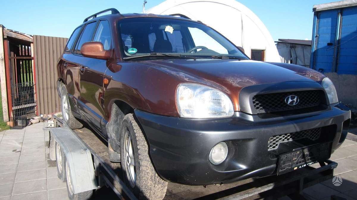 Hyundai Grand Santa Fe