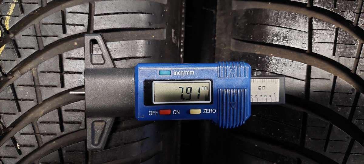Goodyear, universalios 225/55 R17