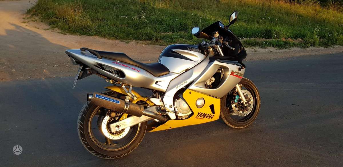 Yamaha YZF, sportiniai / superbikes