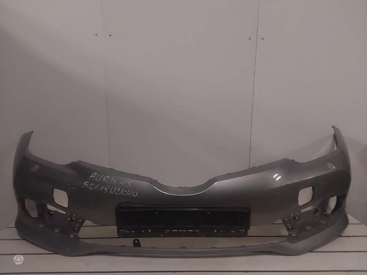 Toyota Auris dalimis