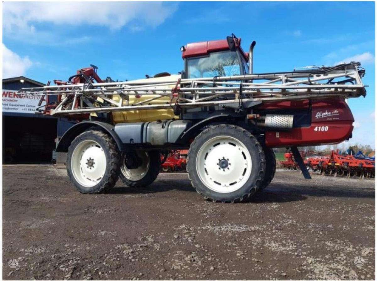 Hardi Alpha, самоходные разбрызгиватели
