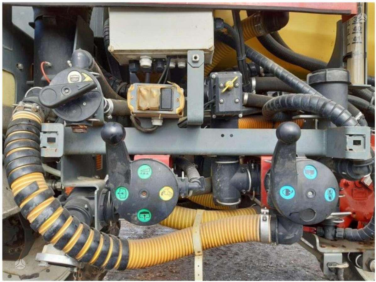 Hardi Alpha, самоходные разбрызгиватели