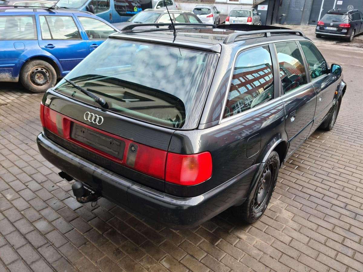 Audi A6, S6 apdaila, salono detalės