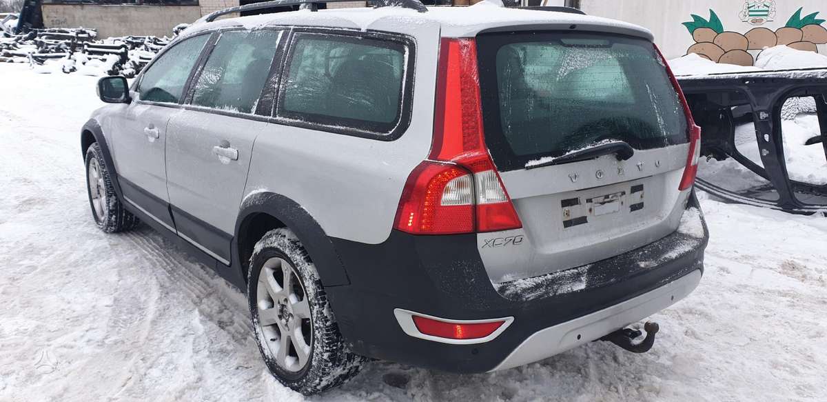 Volvo XC70