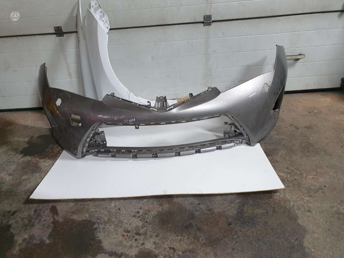 Toyota Auris детали кузова
