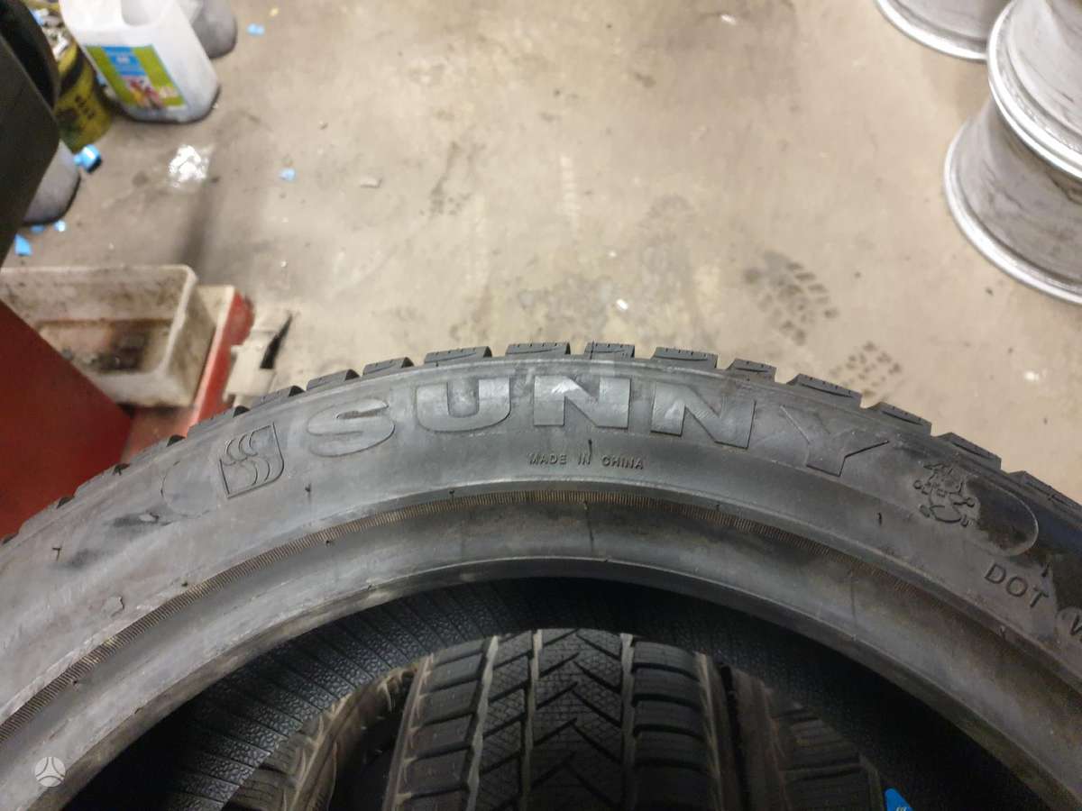 Sunny, winter 205/50 R17