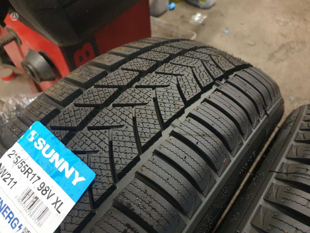 Sunny, žieminės 215/55 R17