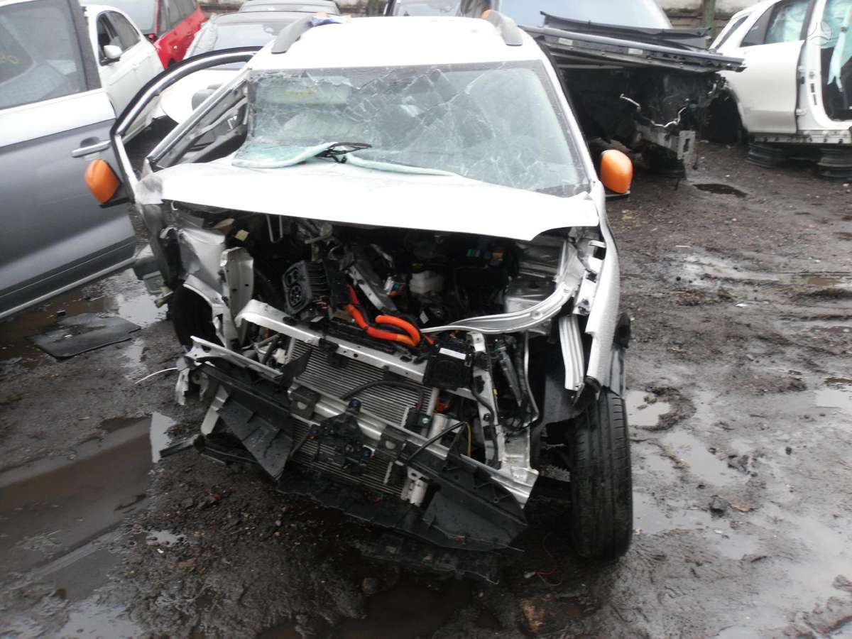 Dacia Spring по частям