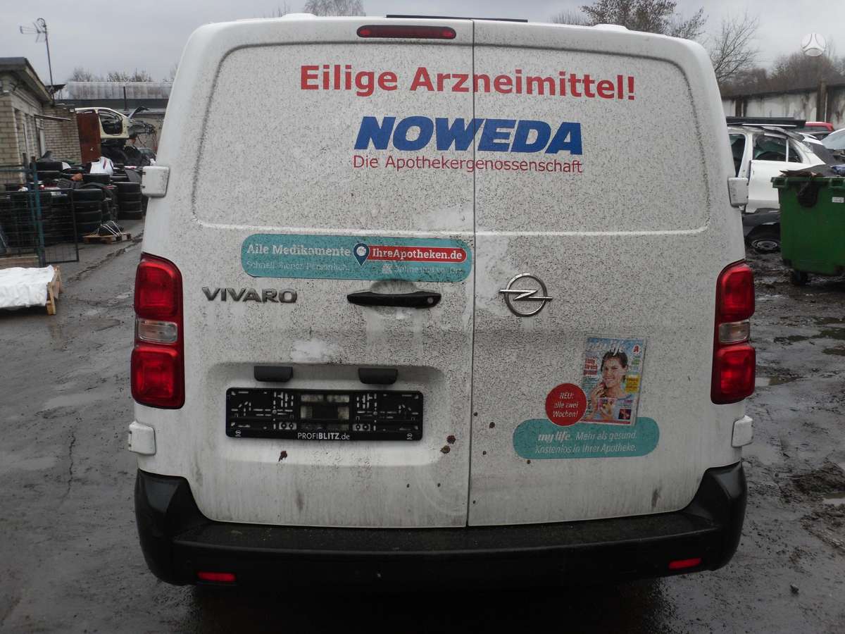 Opel Vivaro по частям