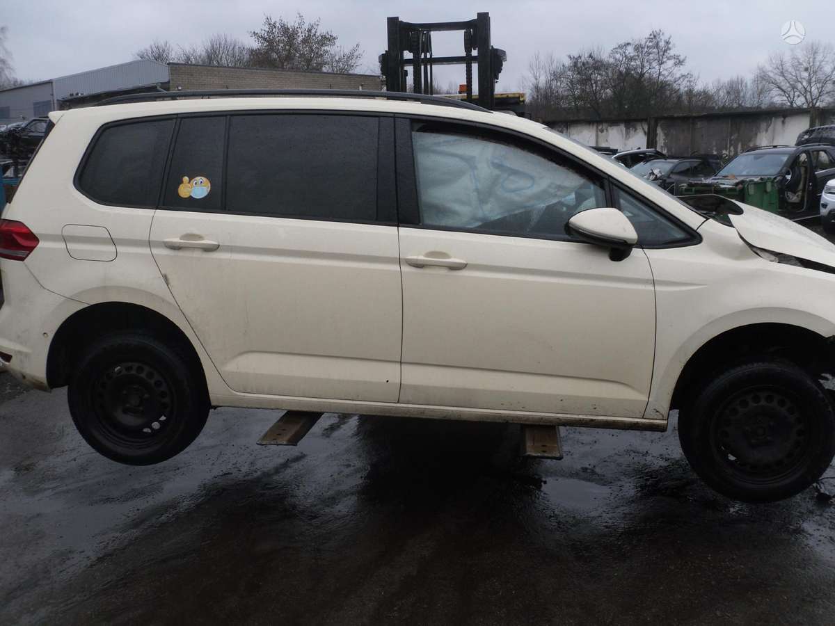 Volkswagen Touran по частям