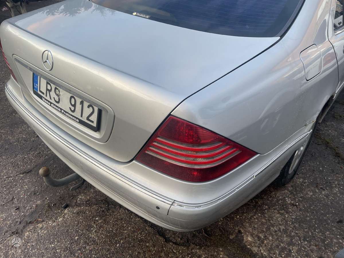 Mercedes-Benz S320