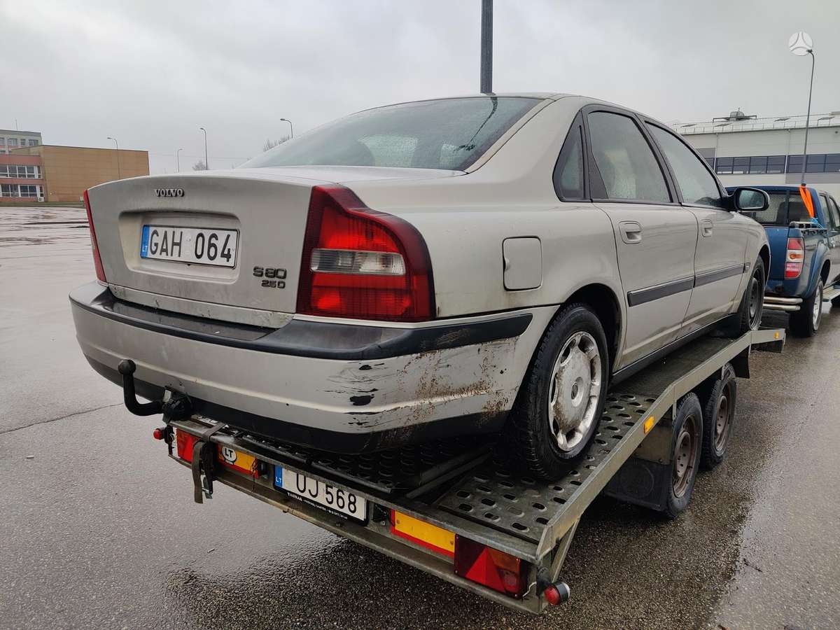Volvo S80 dalimis