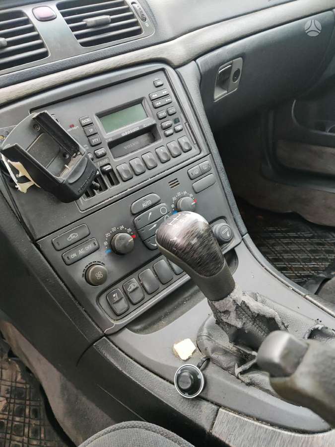 Volvo S80 по частям