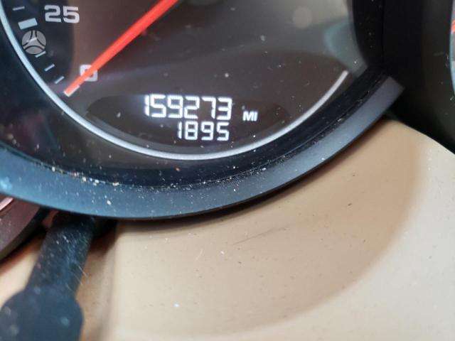 Porsche Cayenne dalimis. Usa m5502