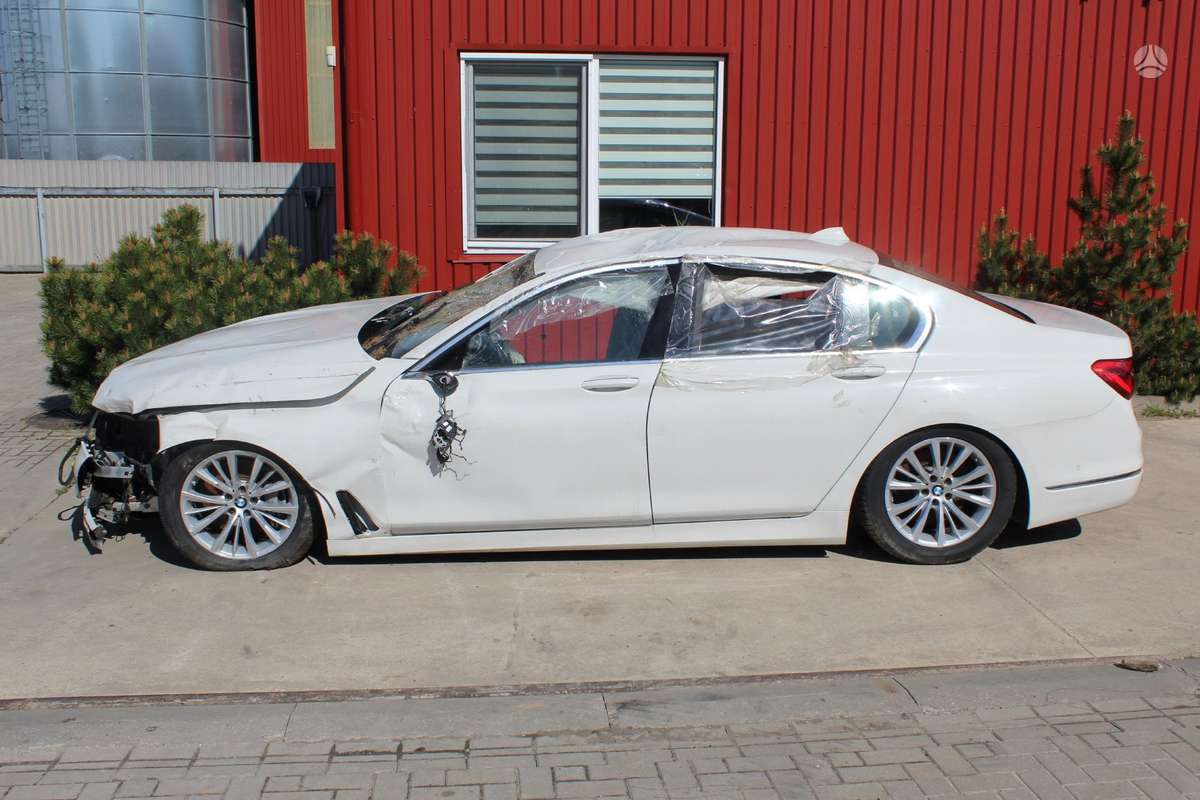 BMW 7 serija for parts