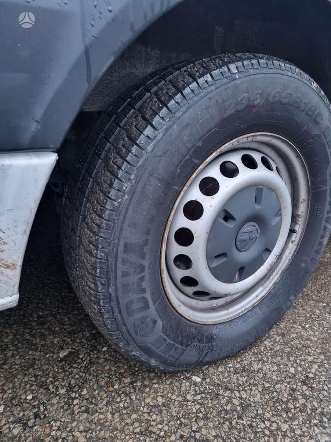 Volkswagen Crafter, cargo vans