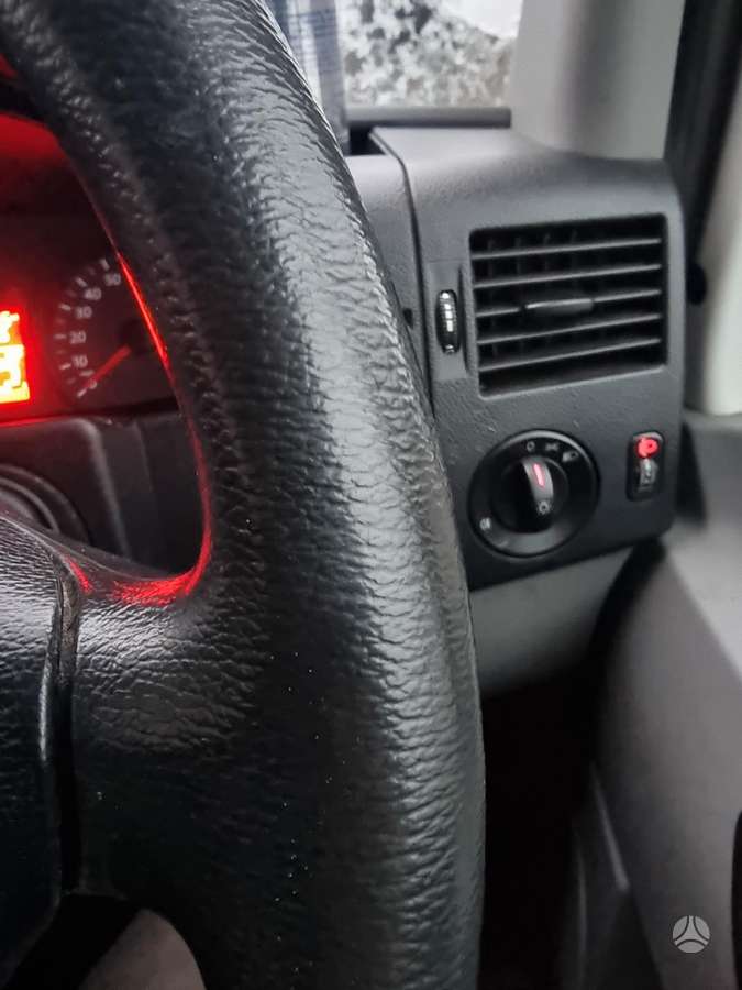 Volkswagen Crafter, cargo vans