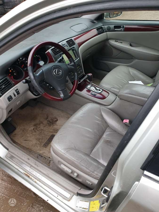 Lexus ES 330 for parts
