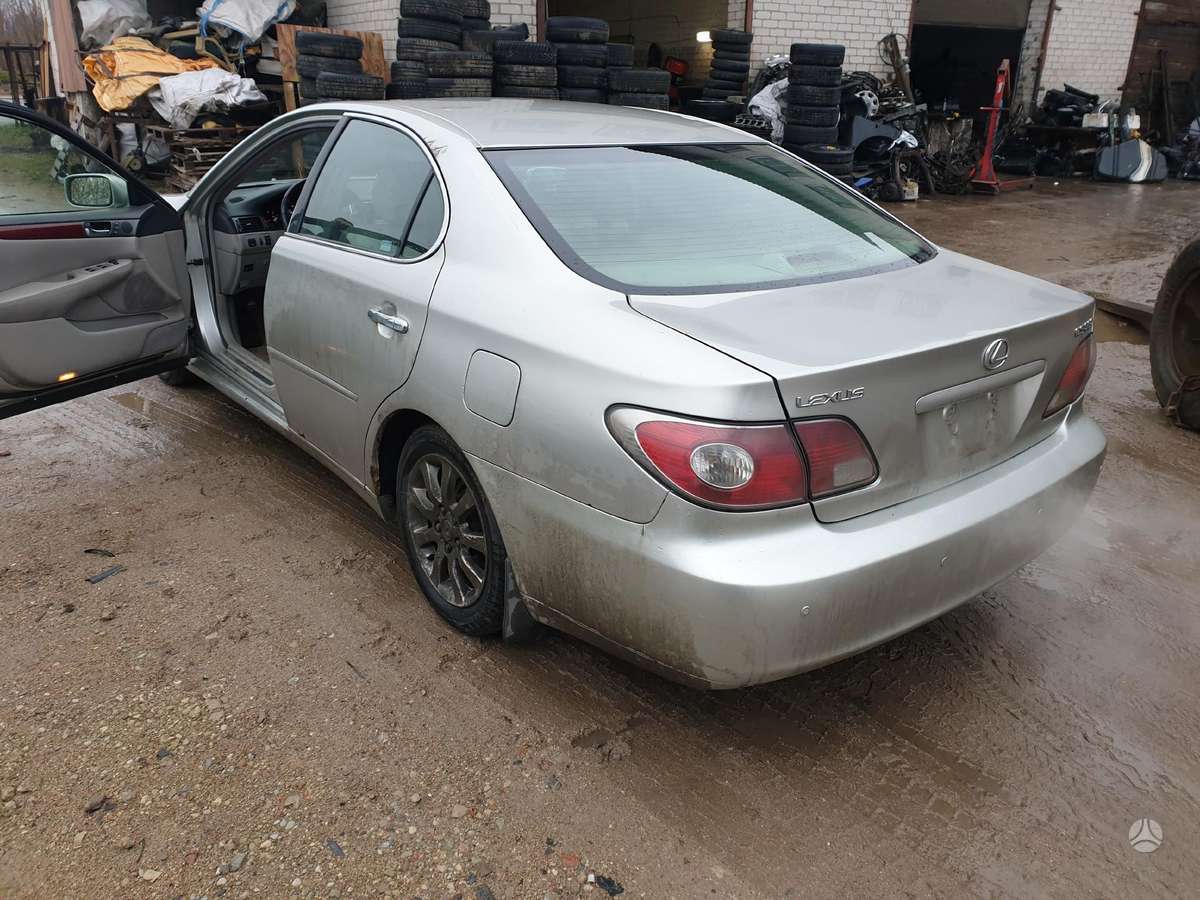Lexus ES 330 for parts