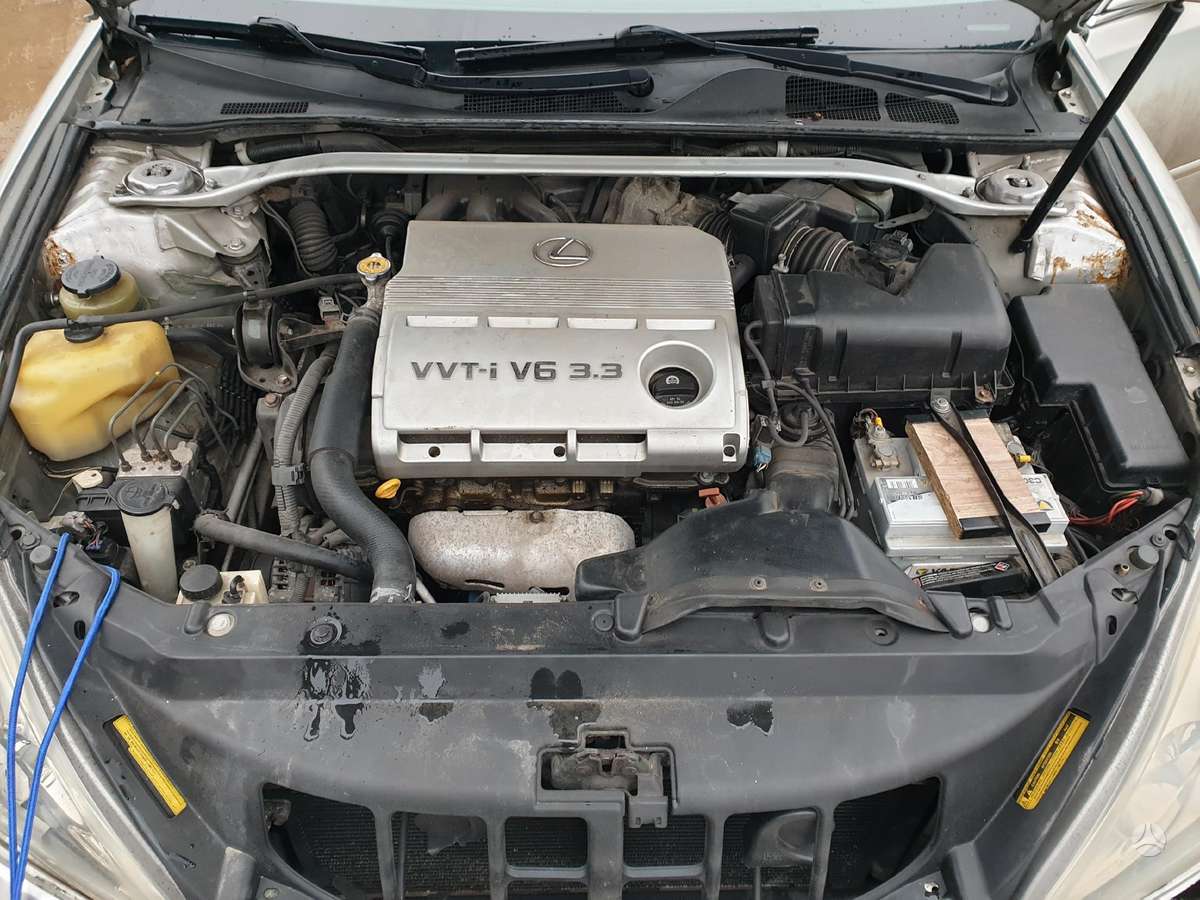 Lexus ES 330 for parts