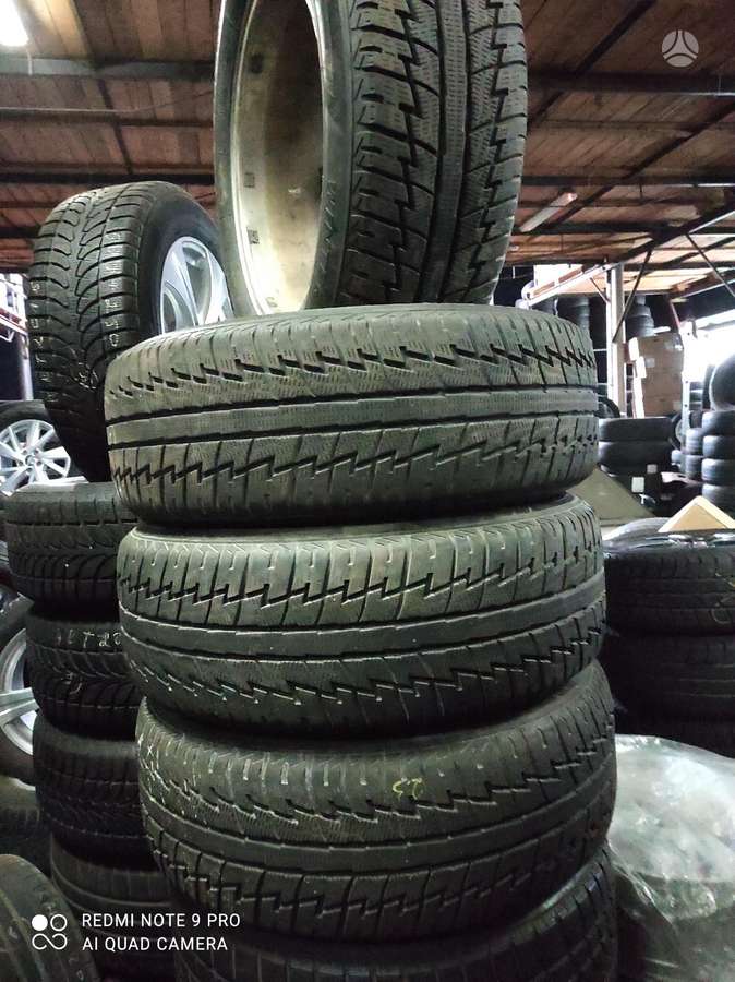 Semperit UniversaliosZiemines, зимние 235/60 R18