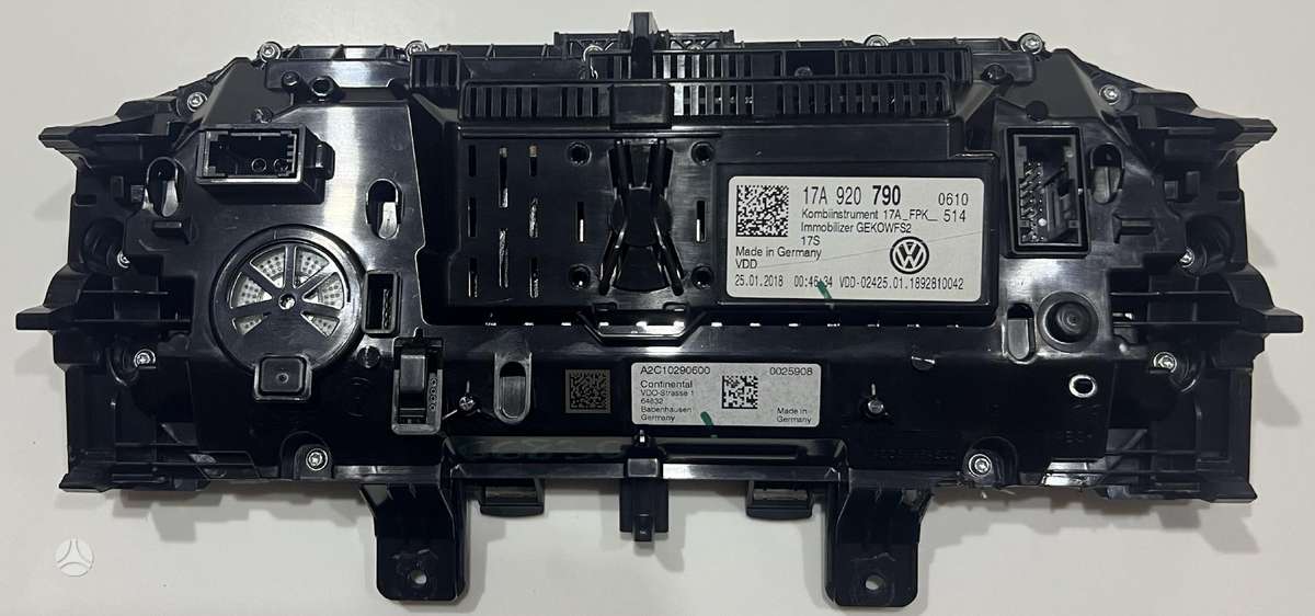 Volkswagen T-Roc, 17A920790, instrument panel