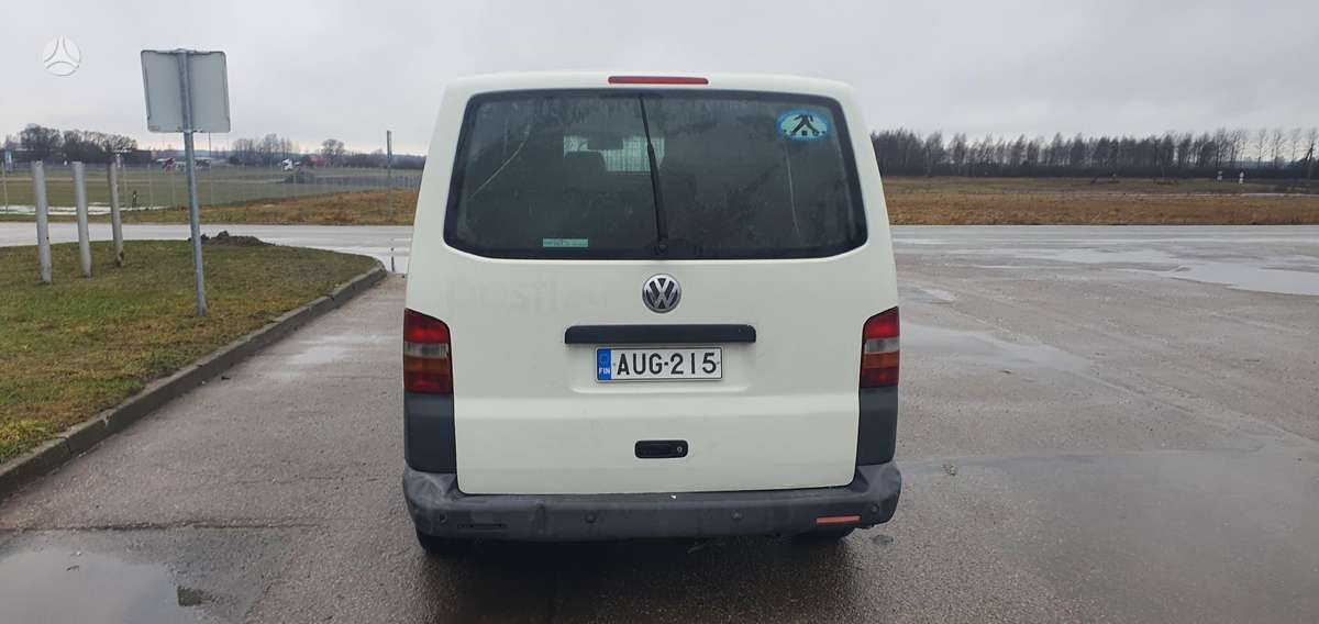 Volkswagen Transporter, passenger vans