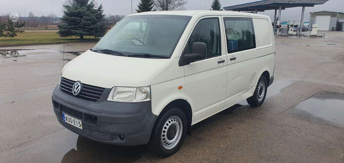 Volkswagen Transporter, passenger vans