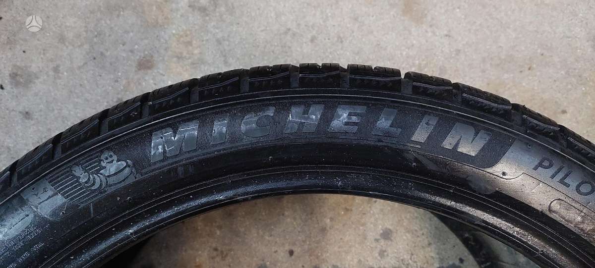 Michelin, winter 305/35 R21