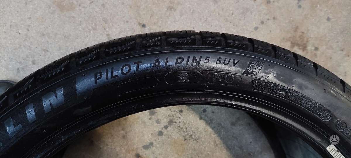 Michelin, winter 305/35 R21