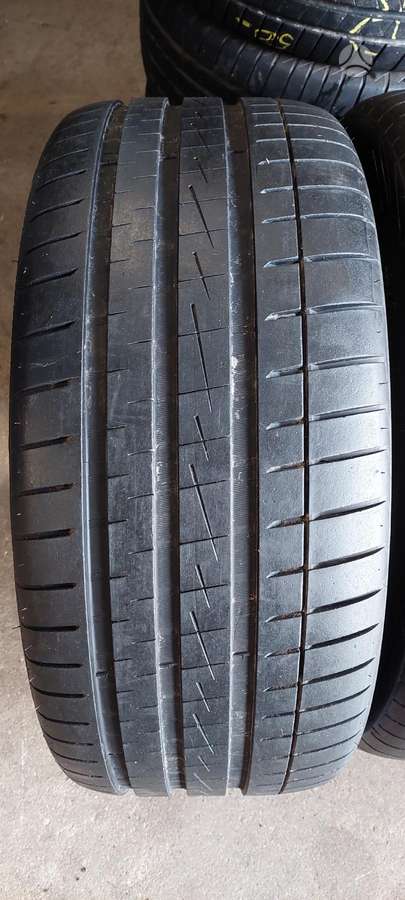 Vredestein, летние 275/45 R20