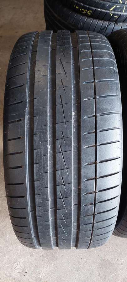 Vredestein, vasarinės 275/45 R20