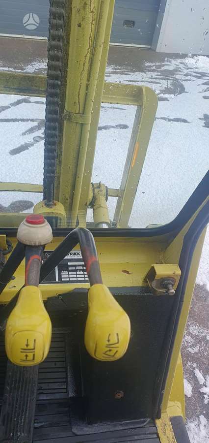Mitsubishi FD25, forklifts