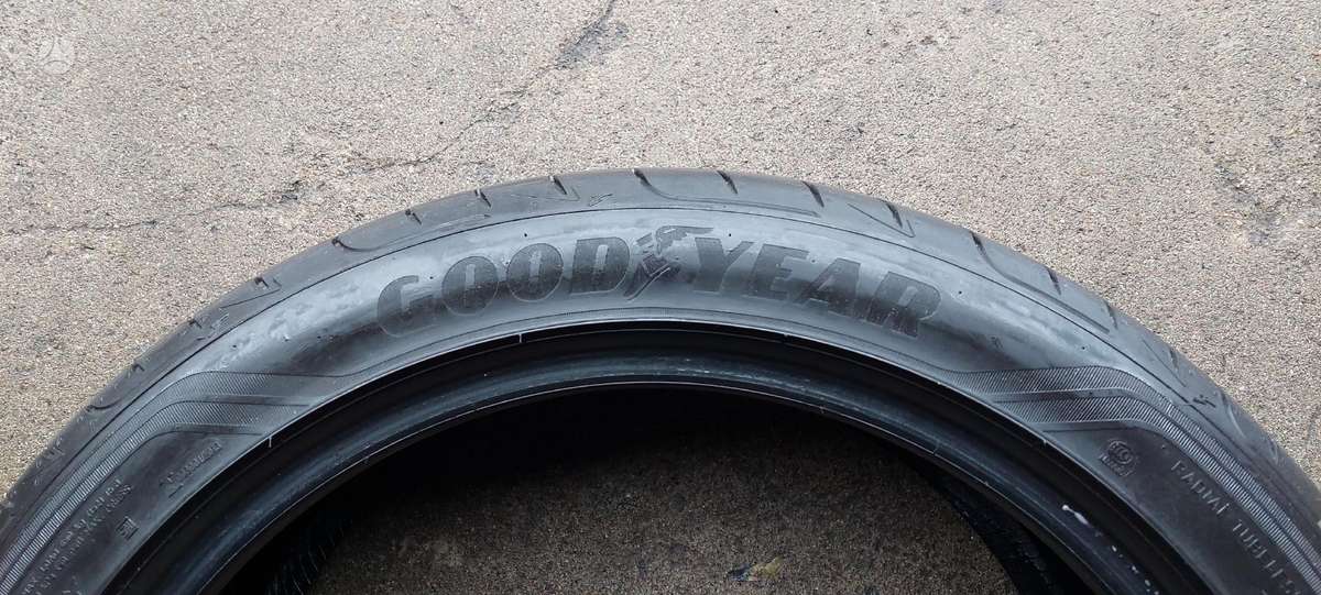 Goodyear, летние 225/45 R18