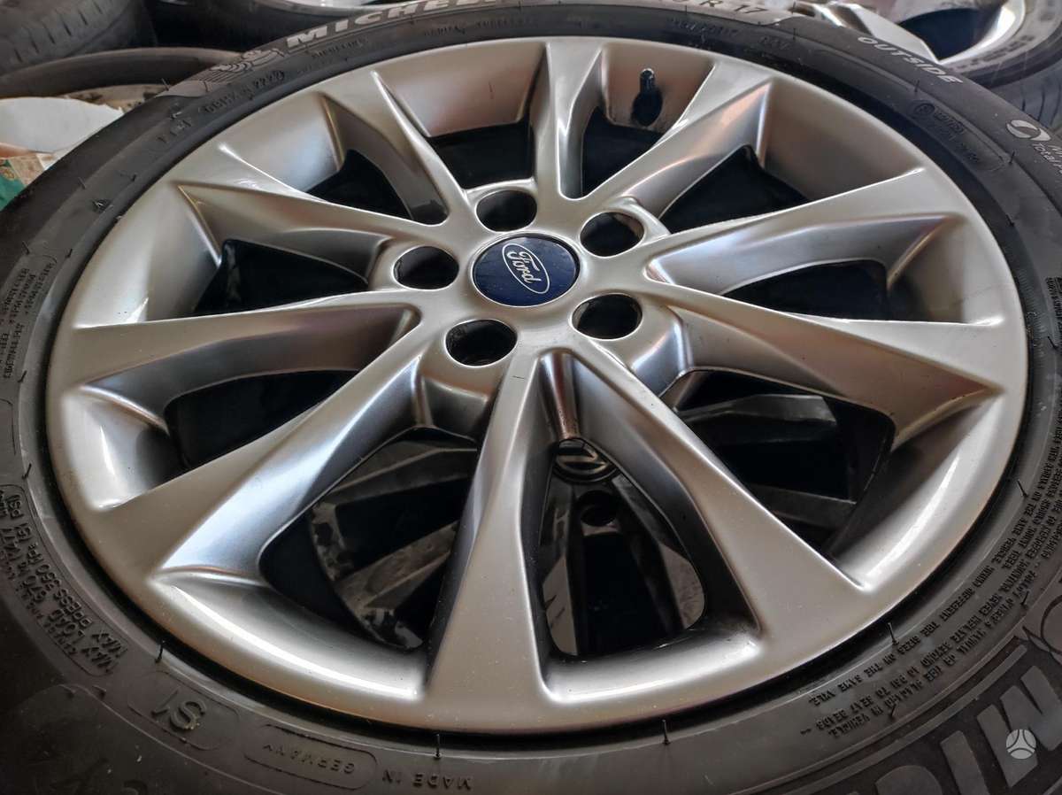 Ford, lengvojo lydinio, R17