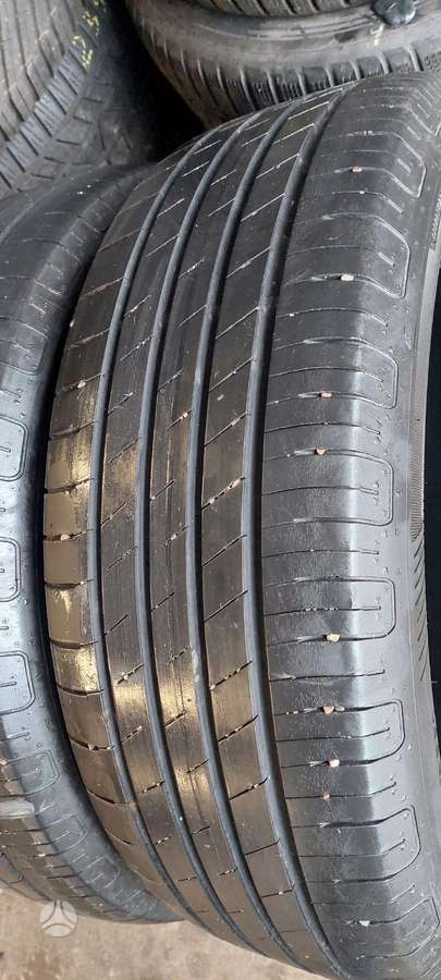 Goodyear, летние 215/60 R17