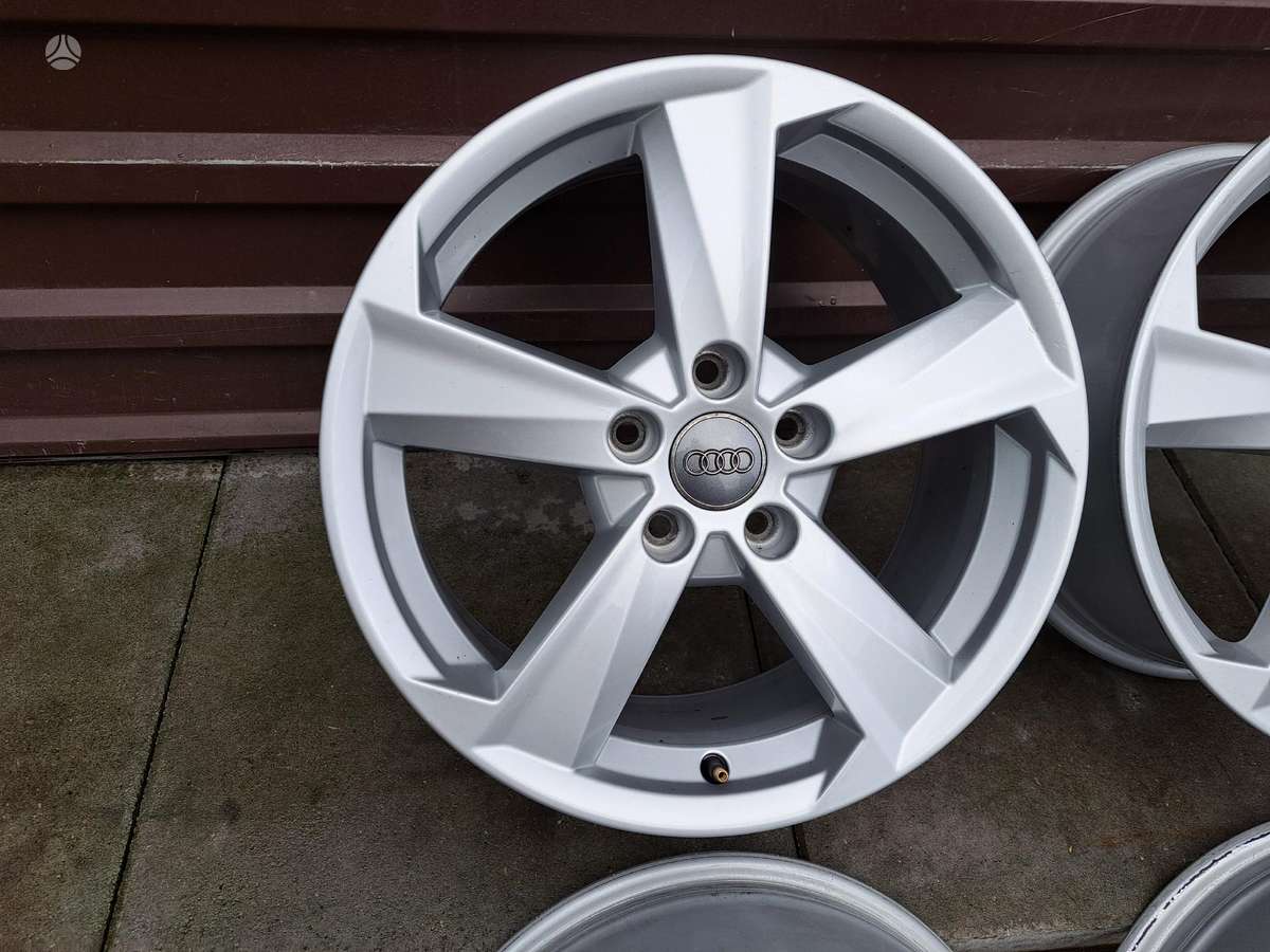 Audi Q2 Original, light alloy, R17