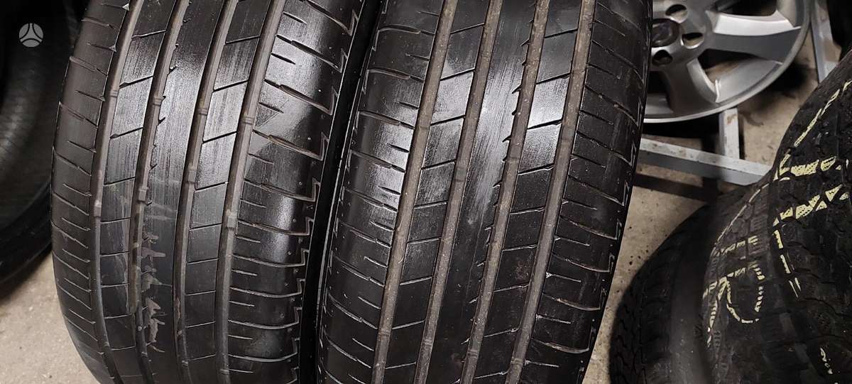 Bridgestone, vasaras 225/45 R19