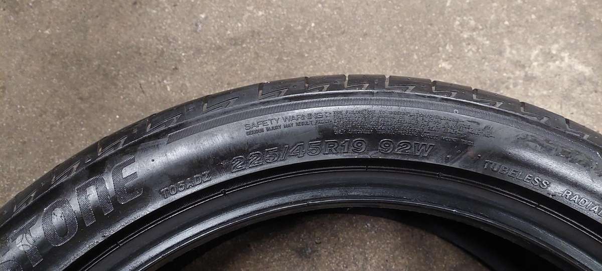 Bridgestone, летние 225/45 R19