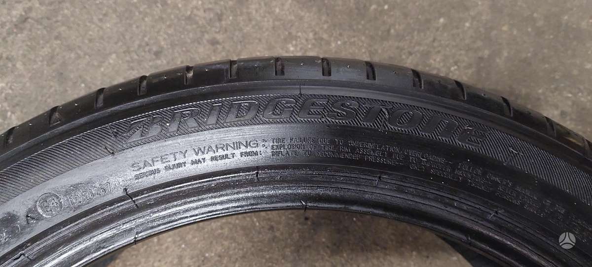 Bridgestone, summer 225/45 R19