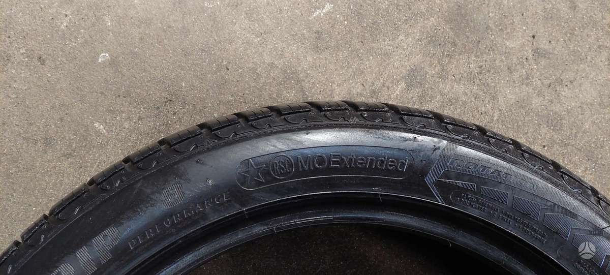 Goodyear, all-season 245/45 R18