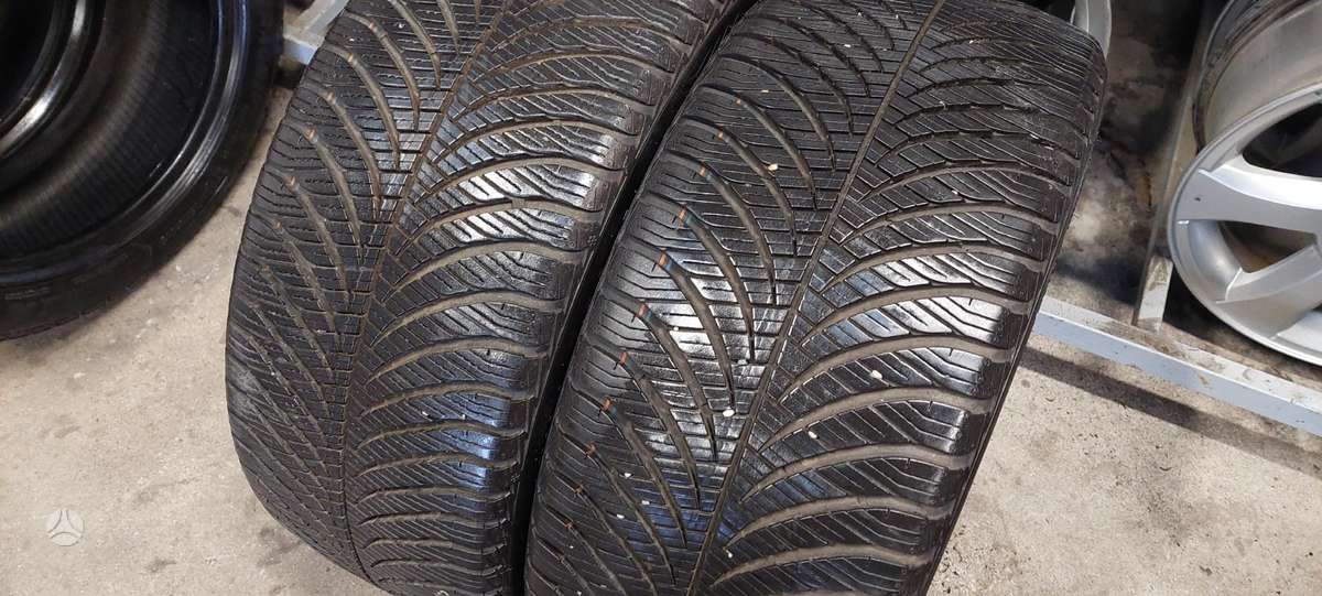 Goodyear, all-season 225/40 R18